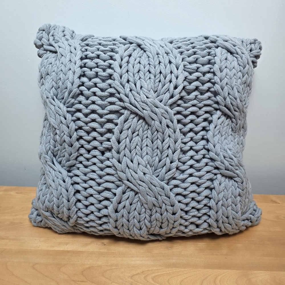 POTTERY BARN | Colossal Handknit Pillow, Chambray